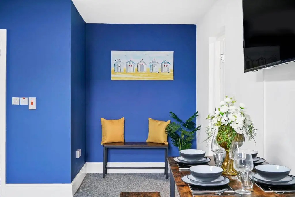 Sunshine Serviced Apartments by Happy Sunshine Stay