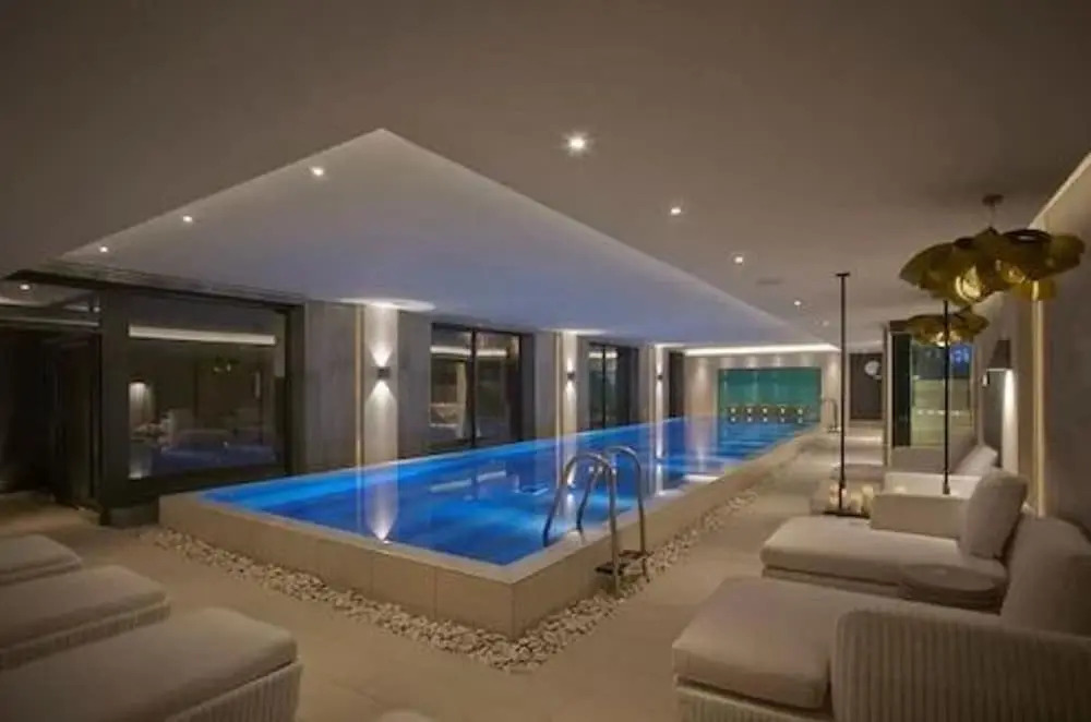 Foxhill Manor