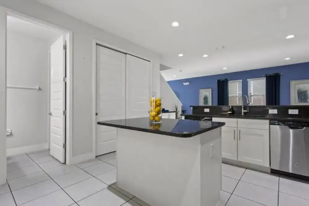 360-7-PC-Large and Luxury Villa