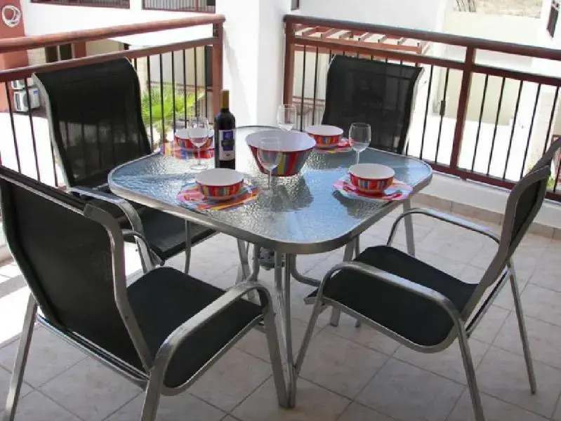 Bailey Apartment