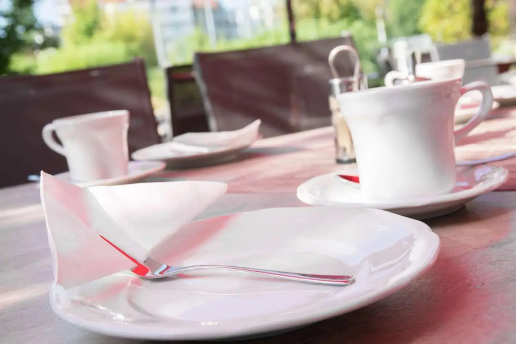 DORMERO Hotel Weingarten