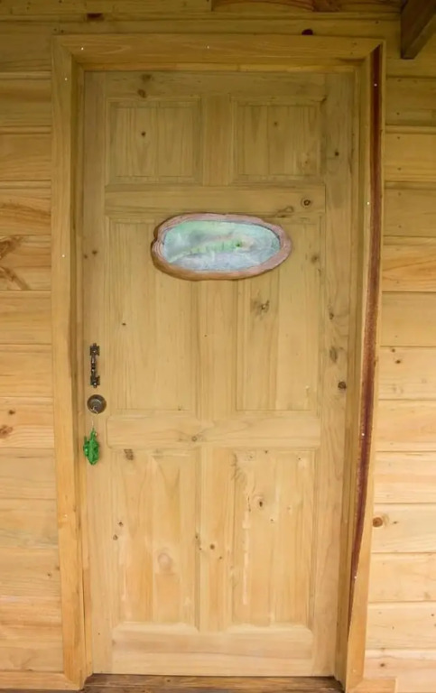 Forest Lodge