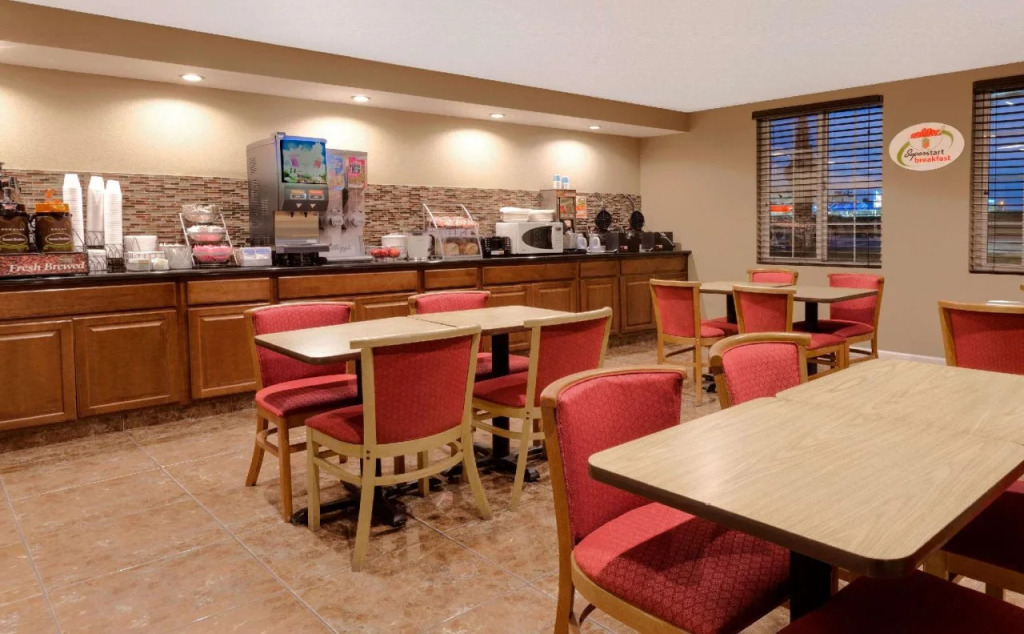 Knights Inn Buttonwillow