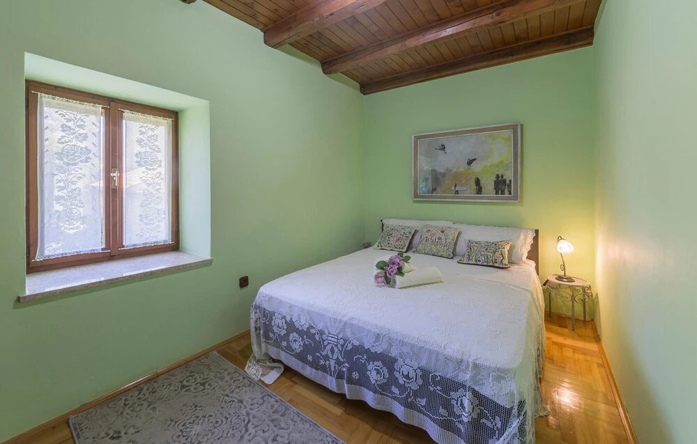 Amazing Home in Pula With 4 Bedrooms and Wifi