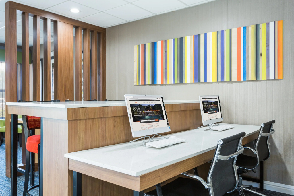 Holiday Inn Express - Plymouth by IHG