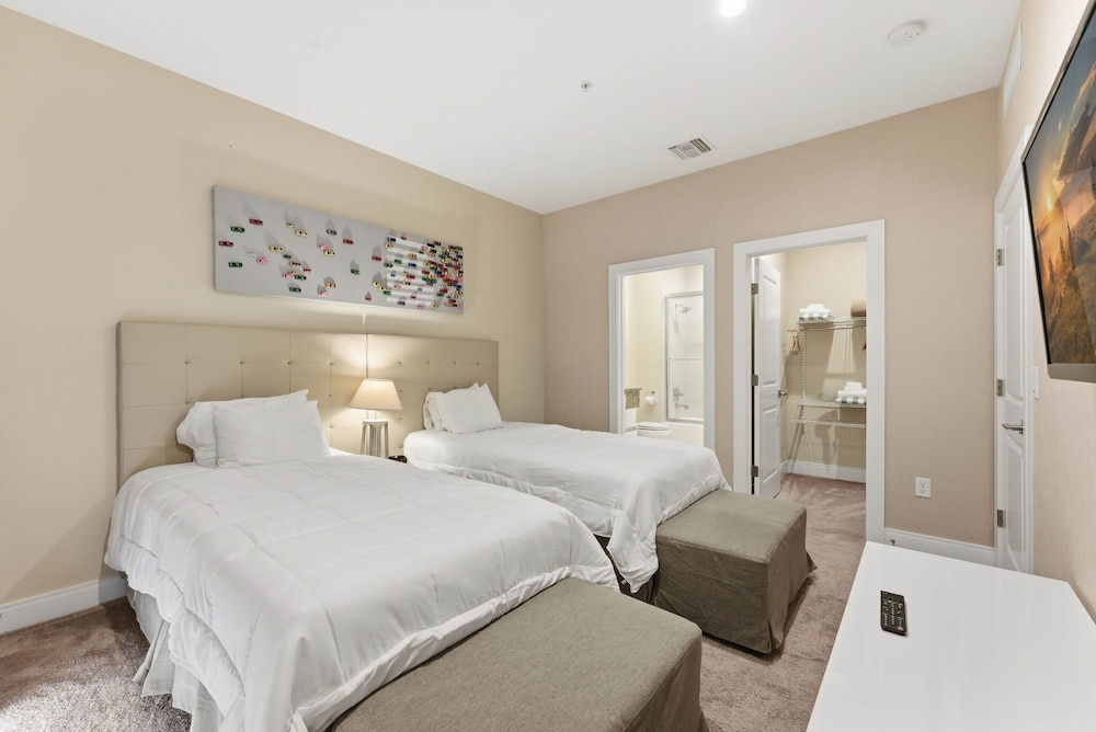 Magic Village 4BR Spacious and Stylish