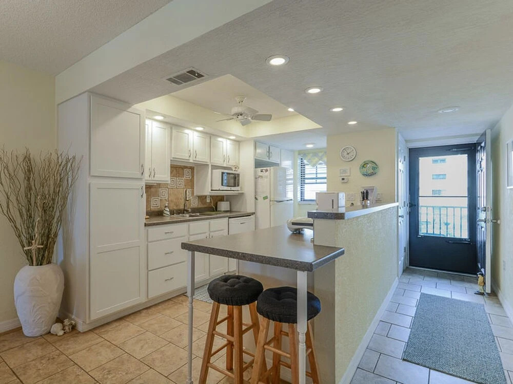 Hacienda del Sol I by Ocean Properties
