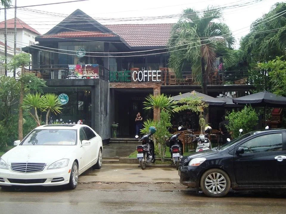 The World Guesthouse
