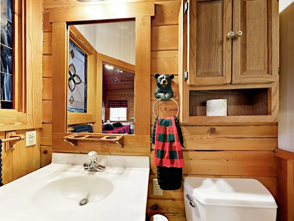 Ridgetop Retreat - 2 Br Cabin