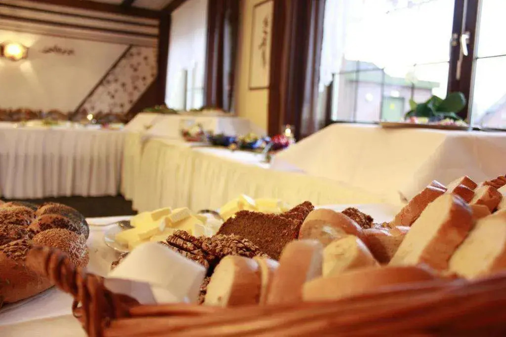 Ummen Hotel&Restaurant