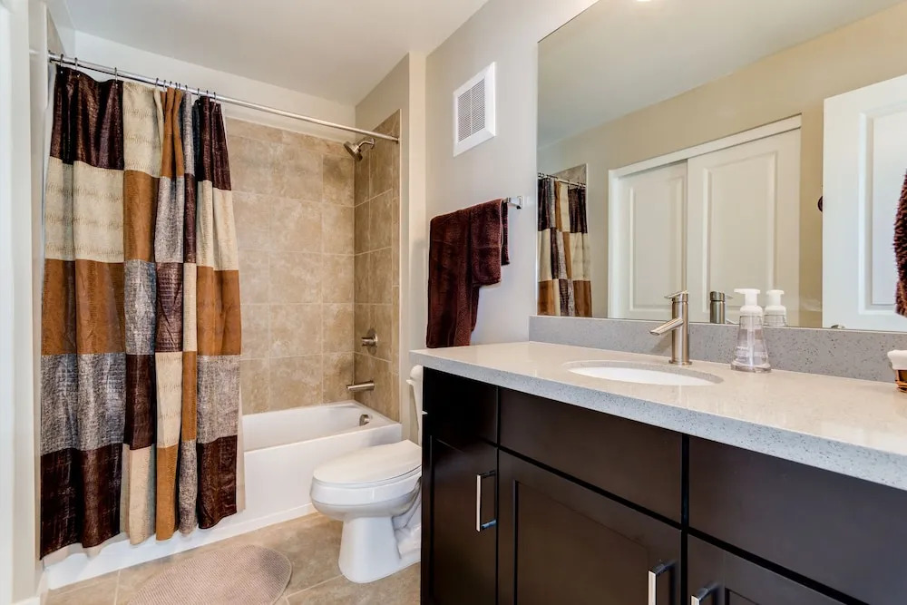 Queen Creek #445 - 3 Br Condo