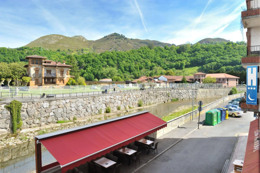Hotel Nochendi