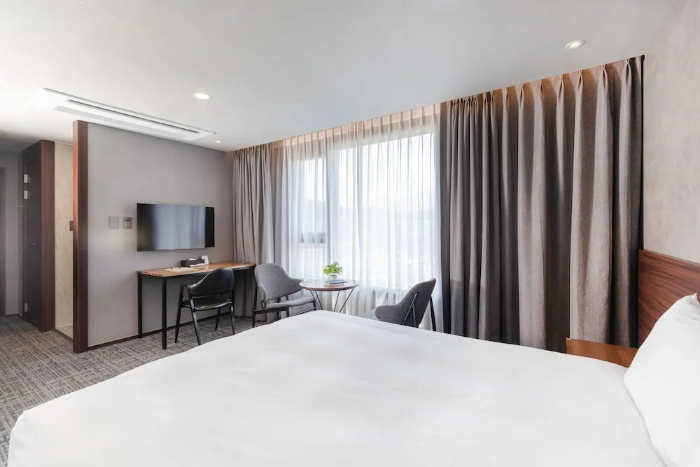 With Stay Jeju Hotel