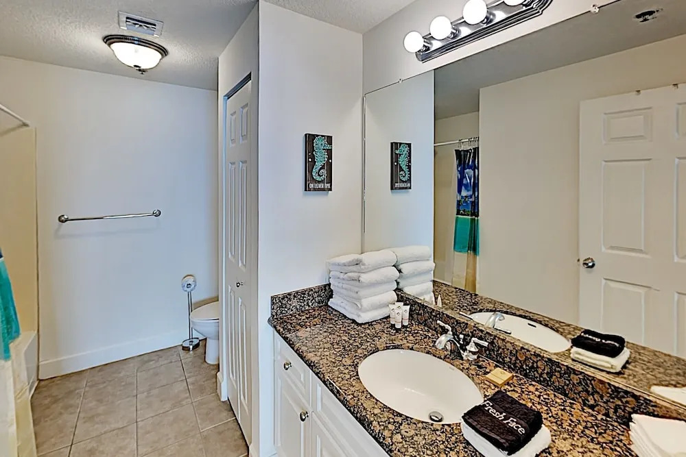 New Listing! Seawind Getaway W/ Gulf Views & Pool 3 Bedroom Condo
