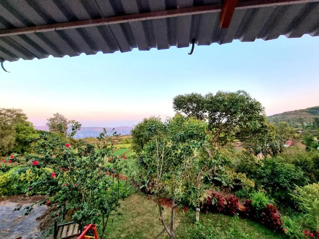 MERIDIAN VILLA - Besides Valley View with Swimming pool & Strawberry Farms