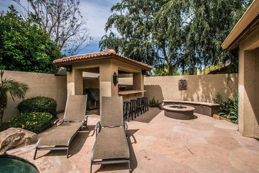 Luxury Scottsdale Home W/pool and Hot Tub!