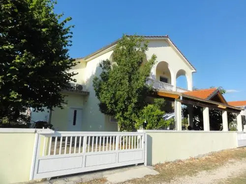Apartments Jasna