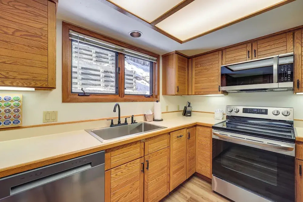 Walk to Chairlifts: Breck Condo w/ Private Patio