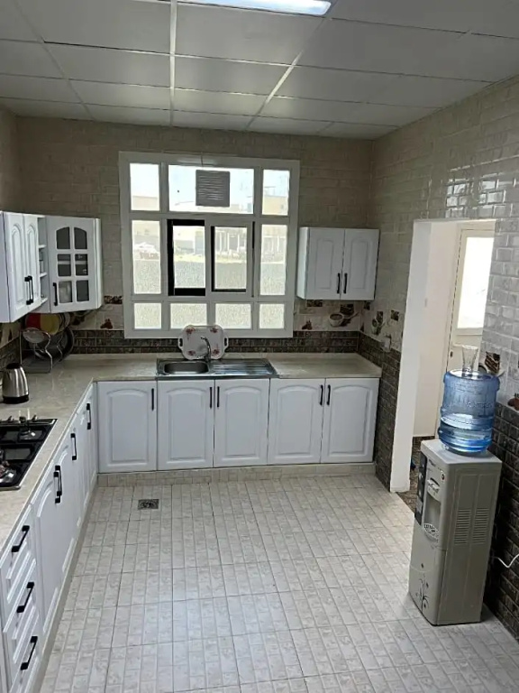 Modern Villa in Ajman 5master rooms