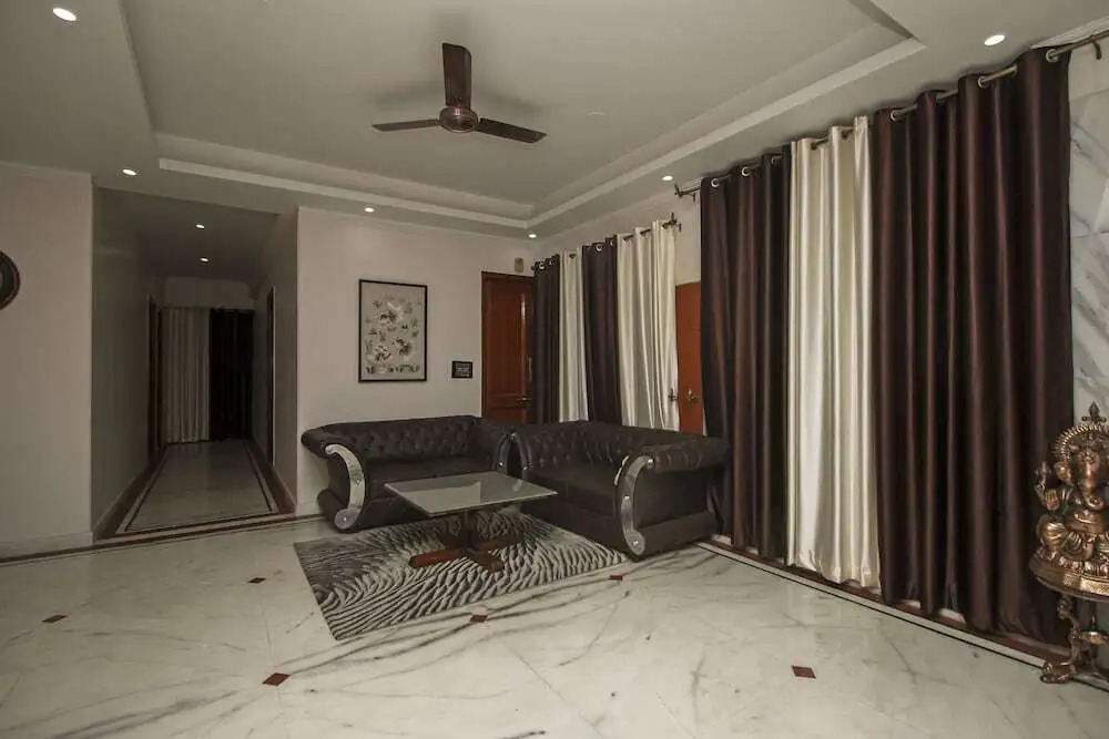 Absin Hospitality By OYO Rooms