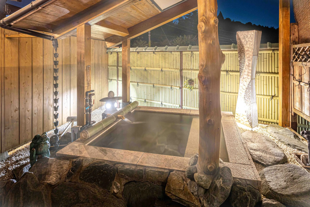 Kira Resort