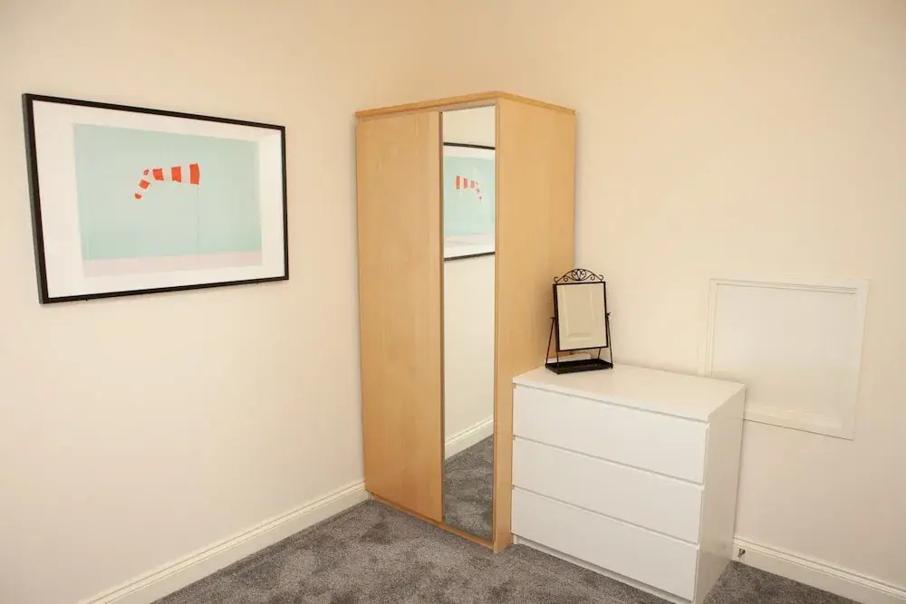 2 Bedroom Bristol House Near Gloucester Road