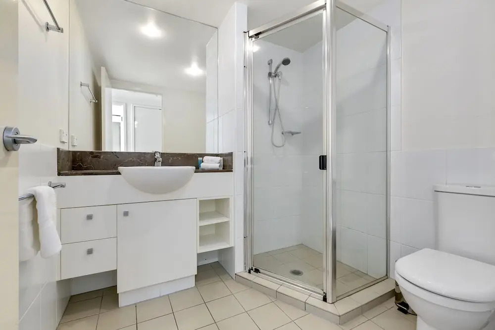 Broadbeach on the Park - We Accommodate