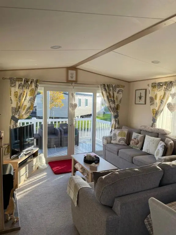 Ellis Retreats at Tattershall Lakes