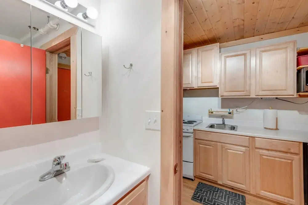 Mt Baker Lodging Condo 18 - Sleeps 4