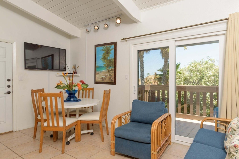 Tiki 208 - 1br Condo With Balcony And Smart Tv 1 Bedroom Condo