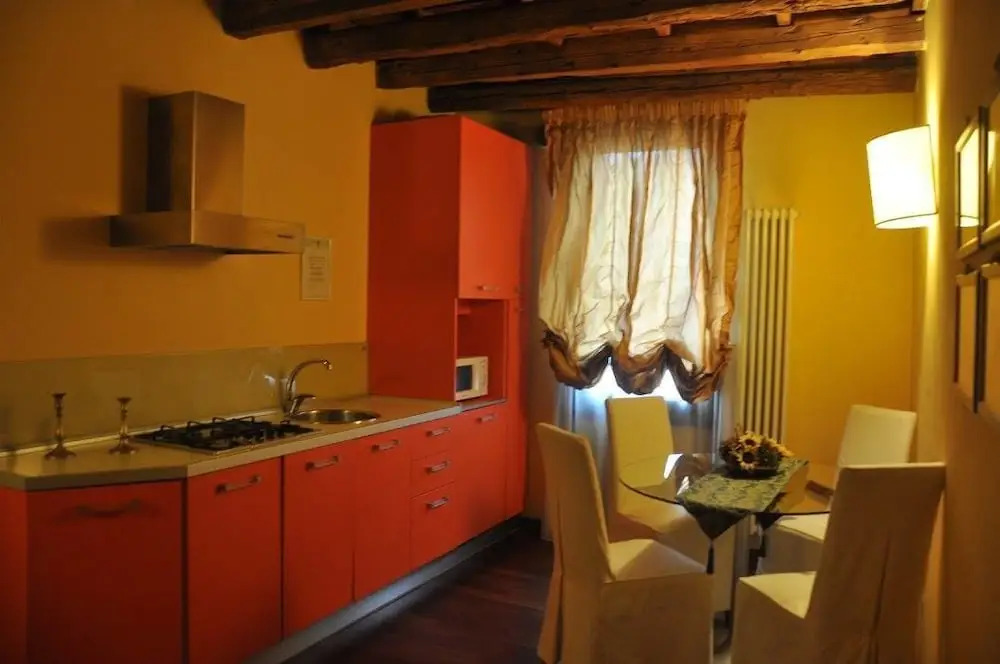 Piazza Nova Guest House