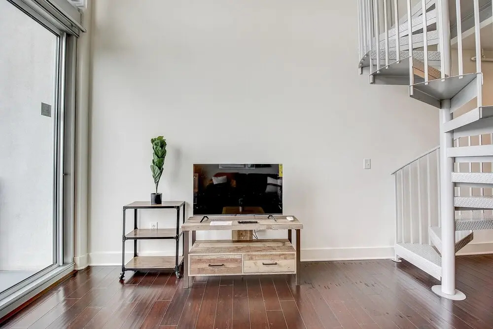 FRONTDESK The VUE Apts Uptown Charlotte