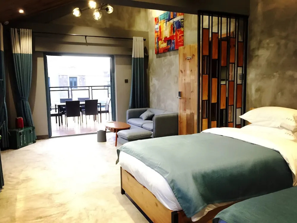 The Yard Guesthouse