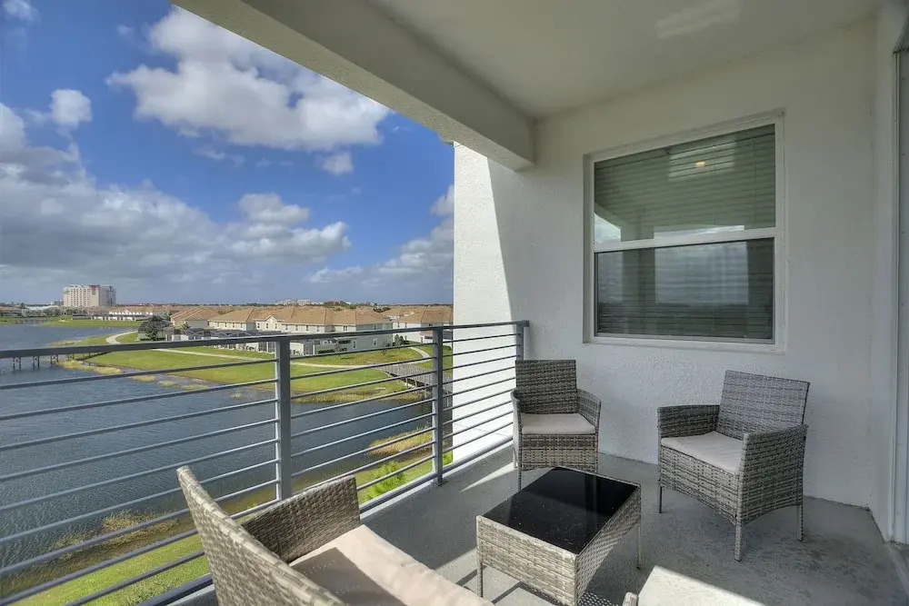 Storey Lake Resort 2bd Condo Overlooking Water #840 2 Bedroom Condo