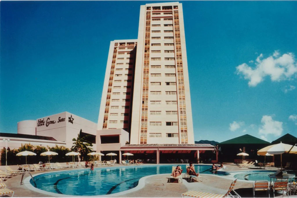 Hotel Cristina Suites