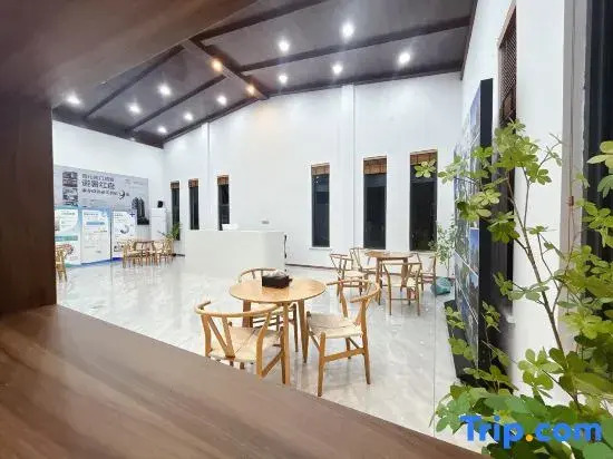 Three Meow Homestay