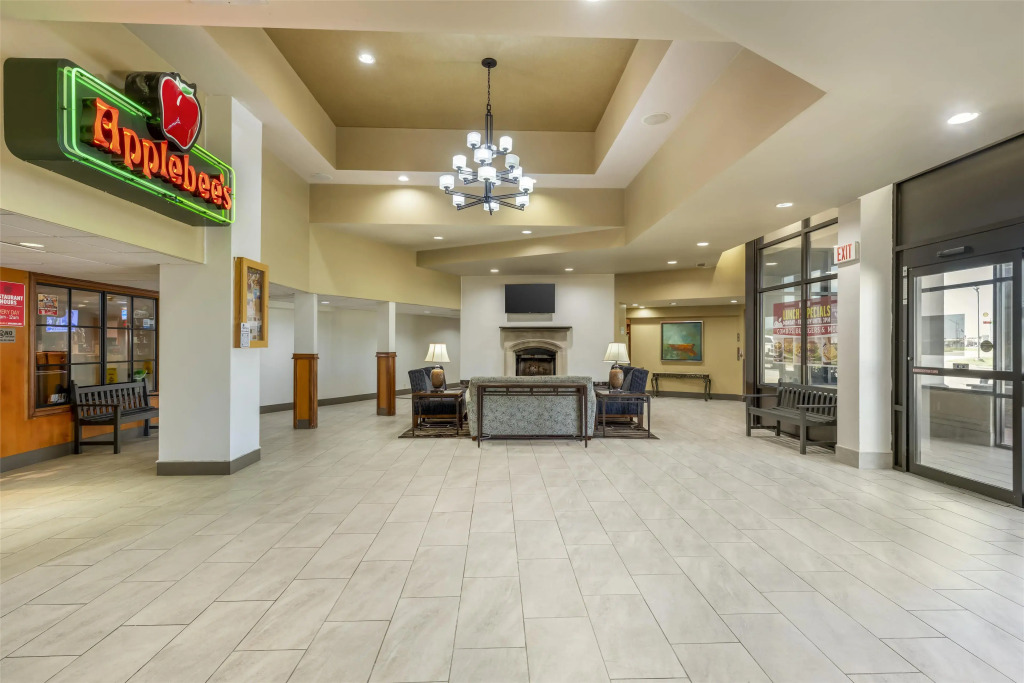 Best Western Plus York Hotel and Conference Center