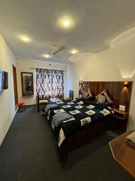 Gulmarg Palace Resorts