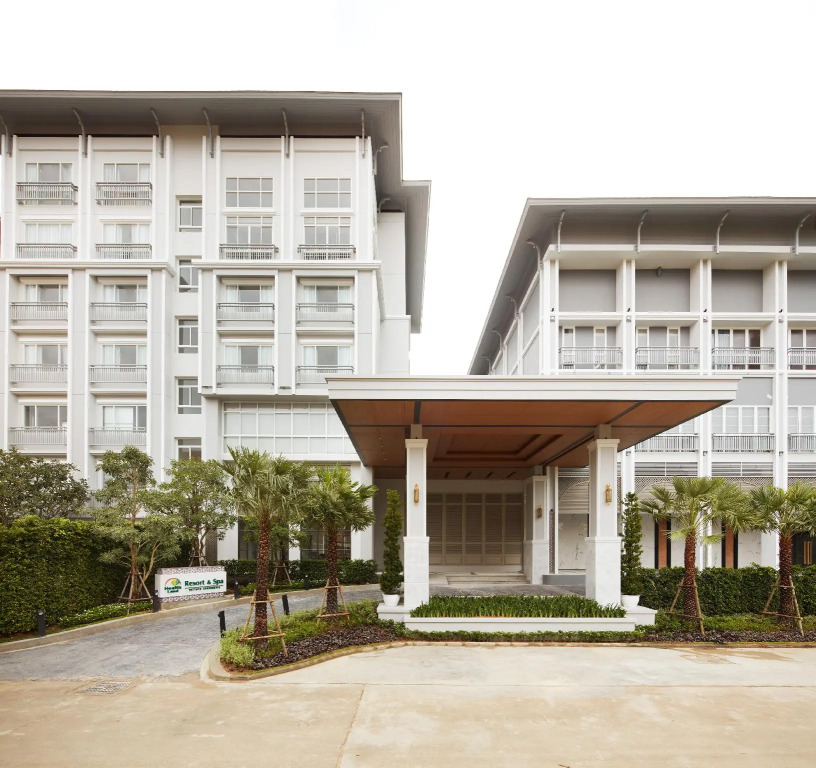 Health Land Resort & Spa
