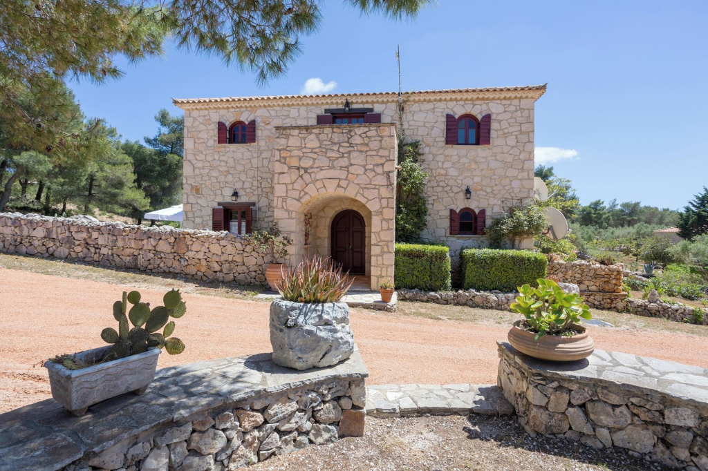Aresti Mountain Resort