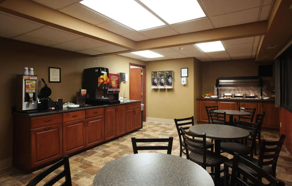 Carrollton Hotel