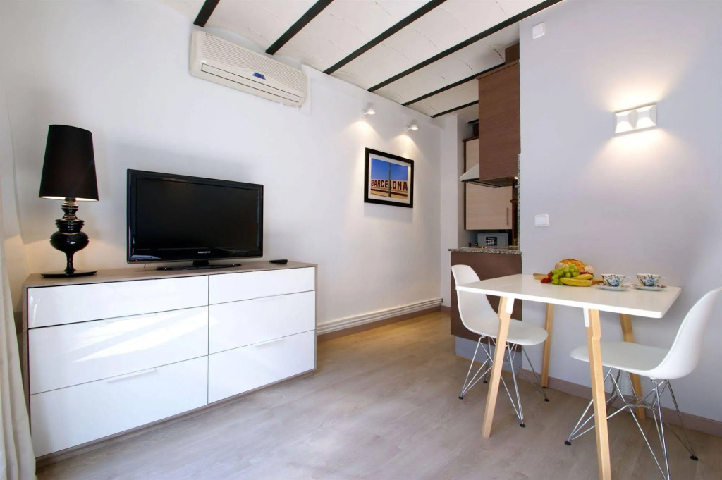 Feel Good Apartments Borne Down Town
