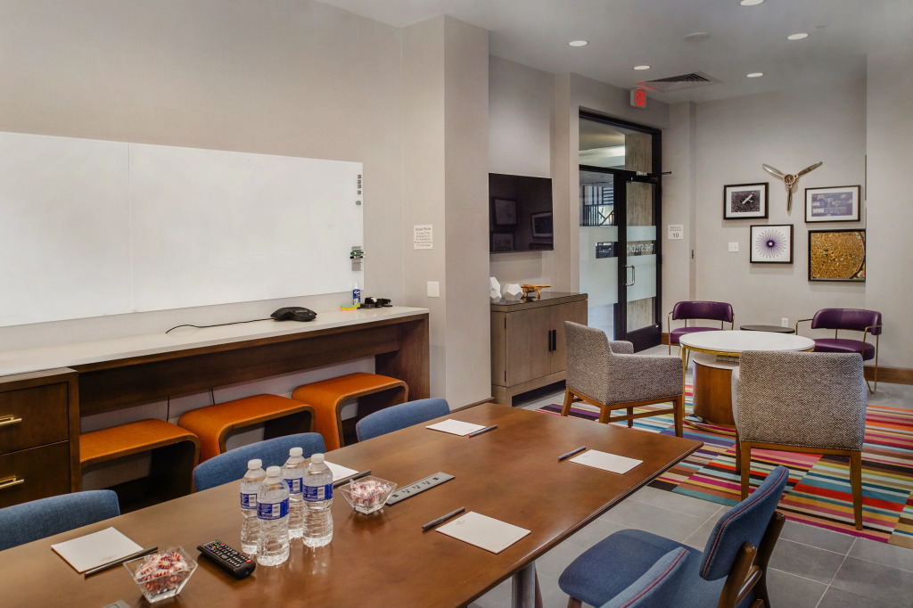 Crowne Plaza Hotel St. Louis Airport by IHG