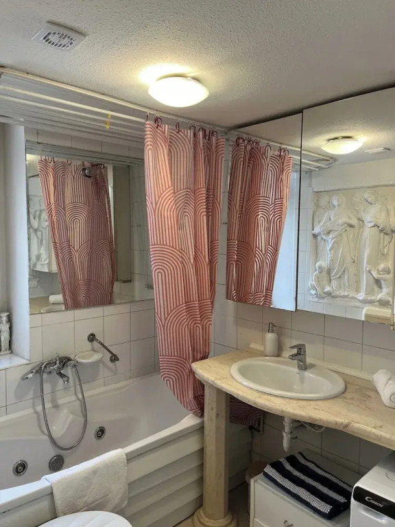 New! Libra Grande Venetian Style Apartment