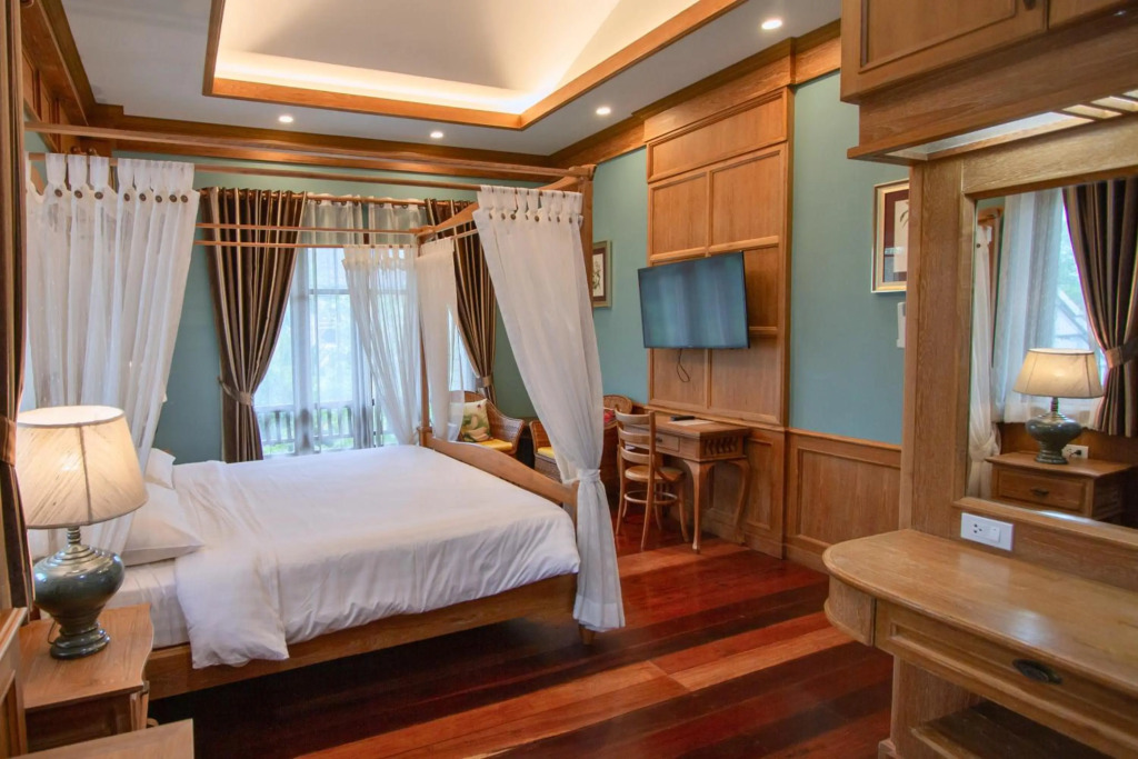 Rich Garden House Hotel