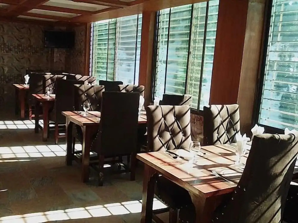 Vision Inn Hotel and Resturant
