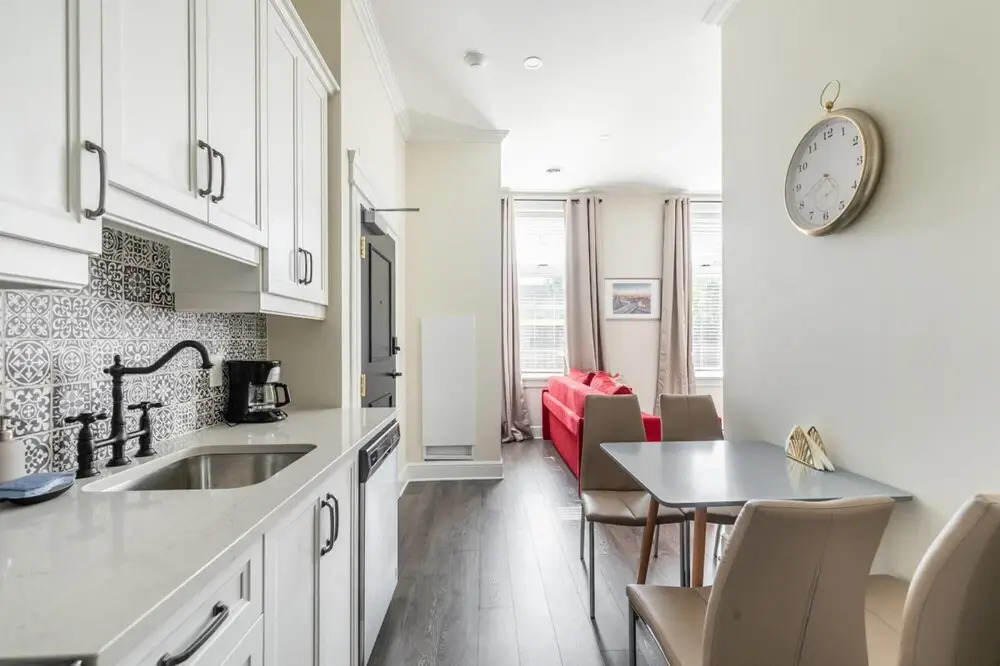 Heritage Rideau 1Br Apartment Free Parking 1