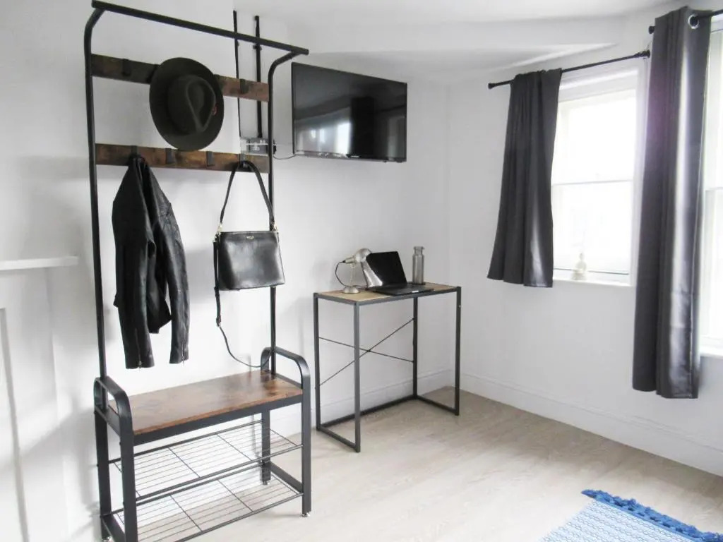 Queen Street Apartments