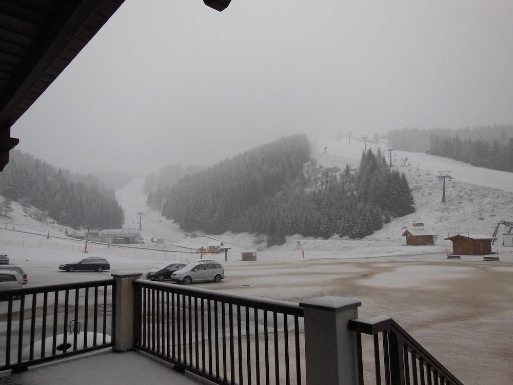 Hotel Grizzly "Ski-in Ski-out"