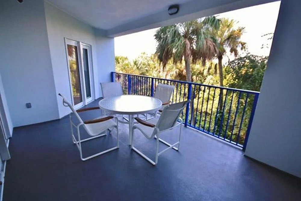 Oceanwalk 7-302 Apartment 2
